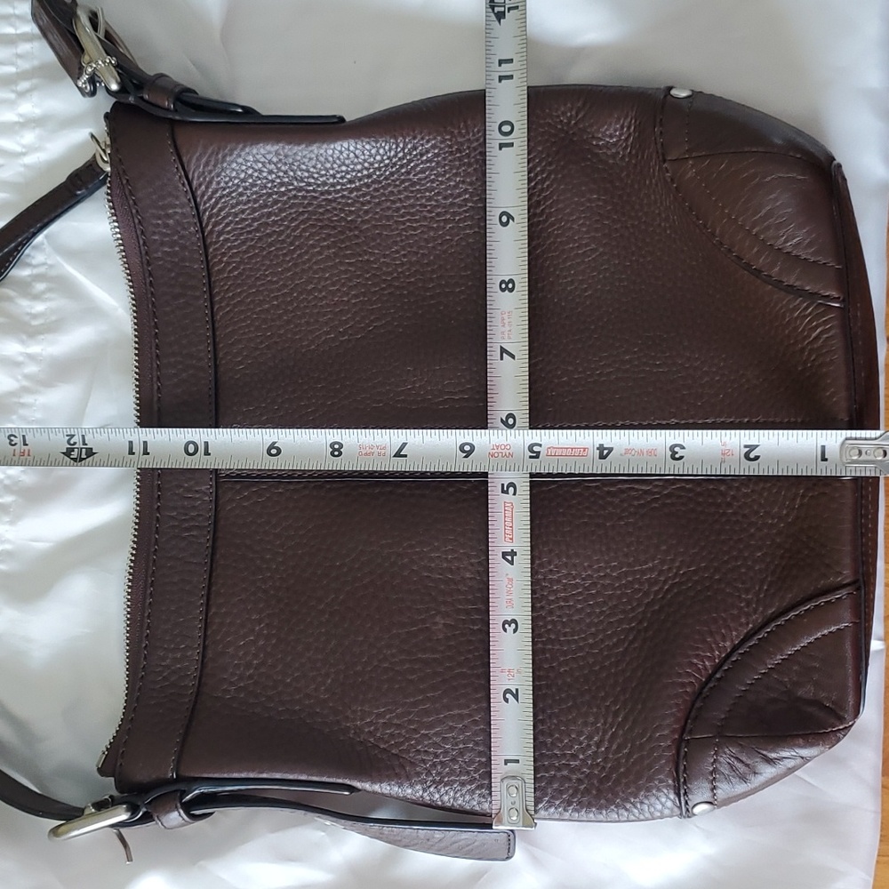 Coach brown leather shoulder bag